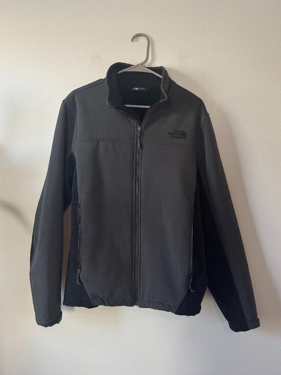 North Face Apex Chrome Thermal Gray and Black Jacket - Picture 1 of 12